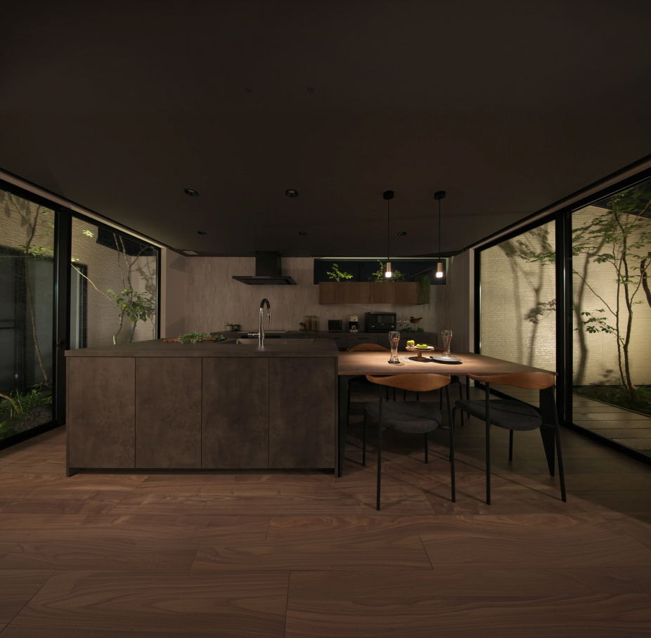 玄関と駐車場の写真